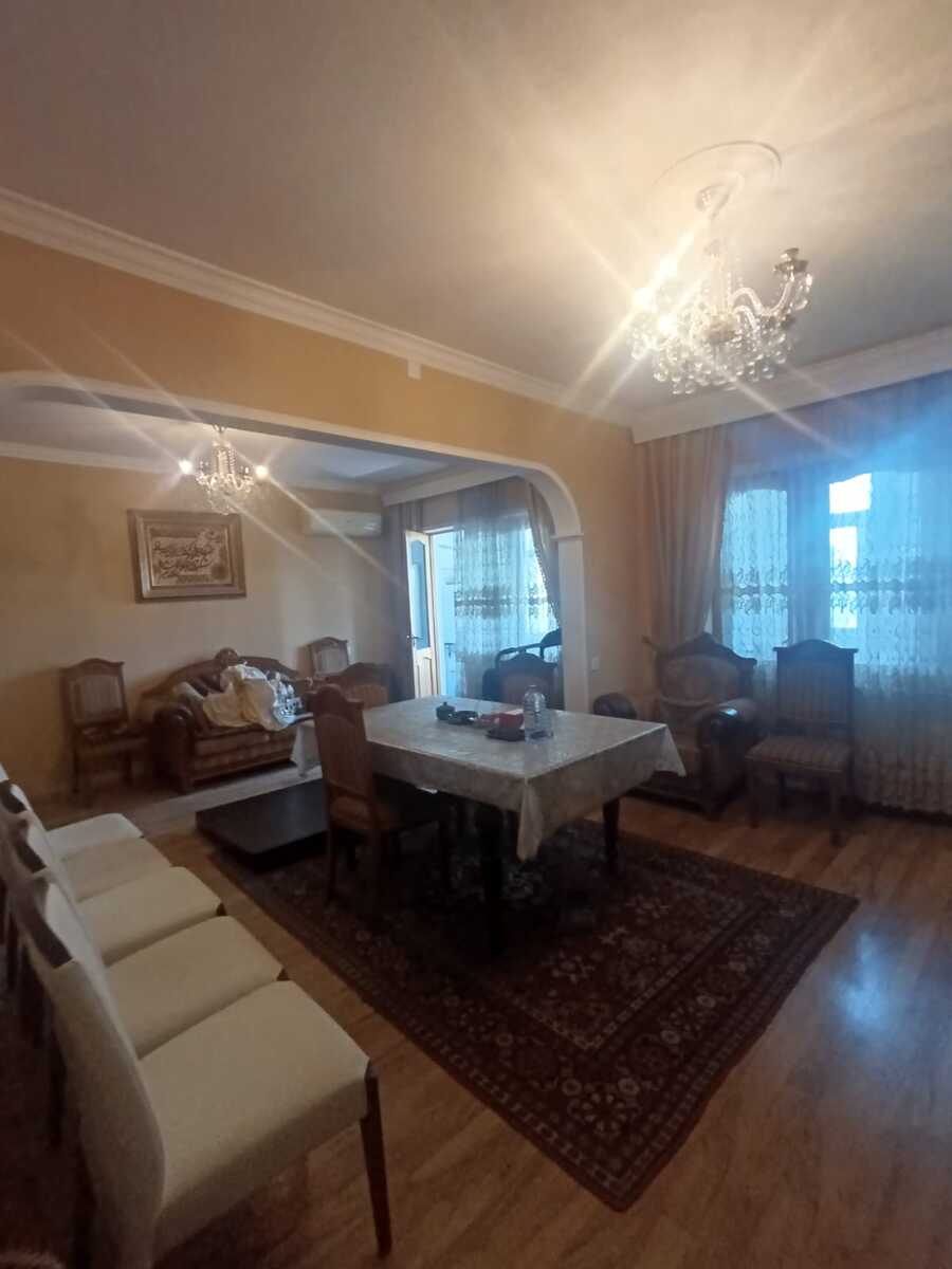 Satılır 5 otaqlı köhnə tikili 120 m² — Mənzil, Bakı (2)