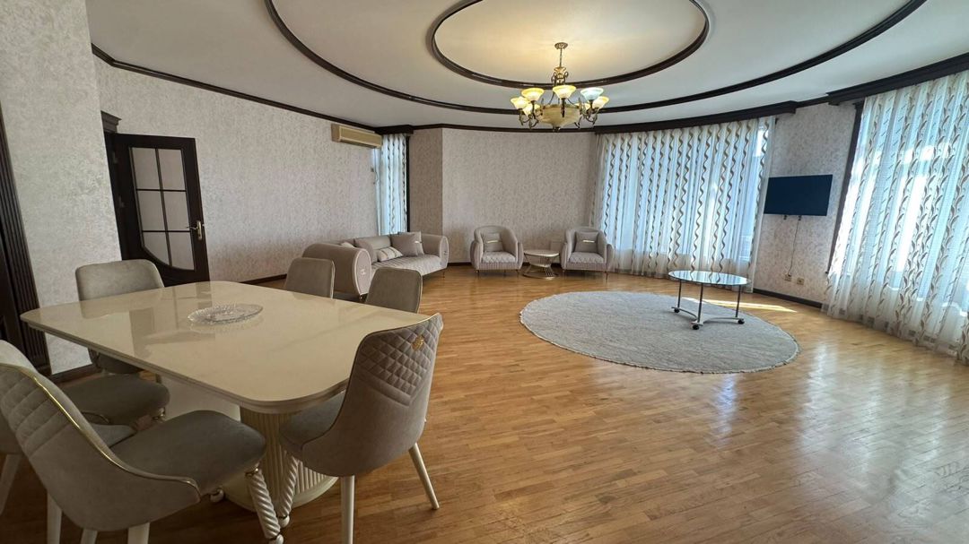 İcarəyə verilir 5 otaqlı yeni tikili 240 m² — Mənzil, Bakı (2)