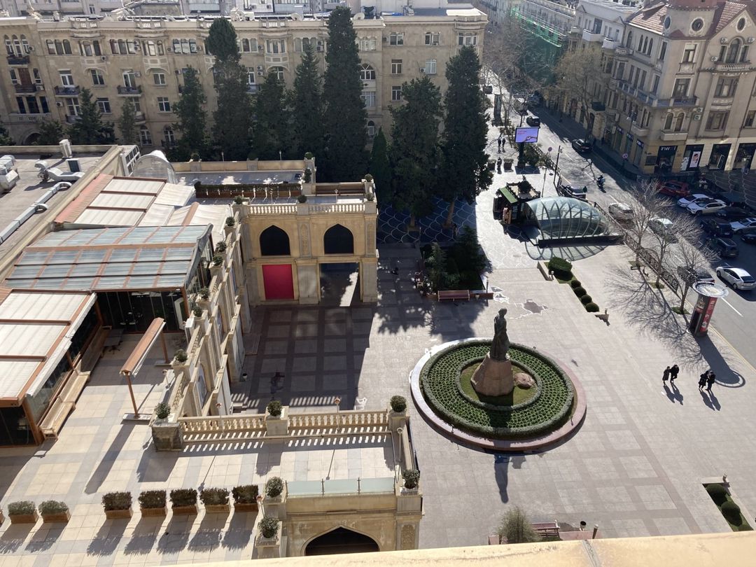Satılır 4 otaqlı yeni tikili 234 m² — Mənzil, Bakı (8)