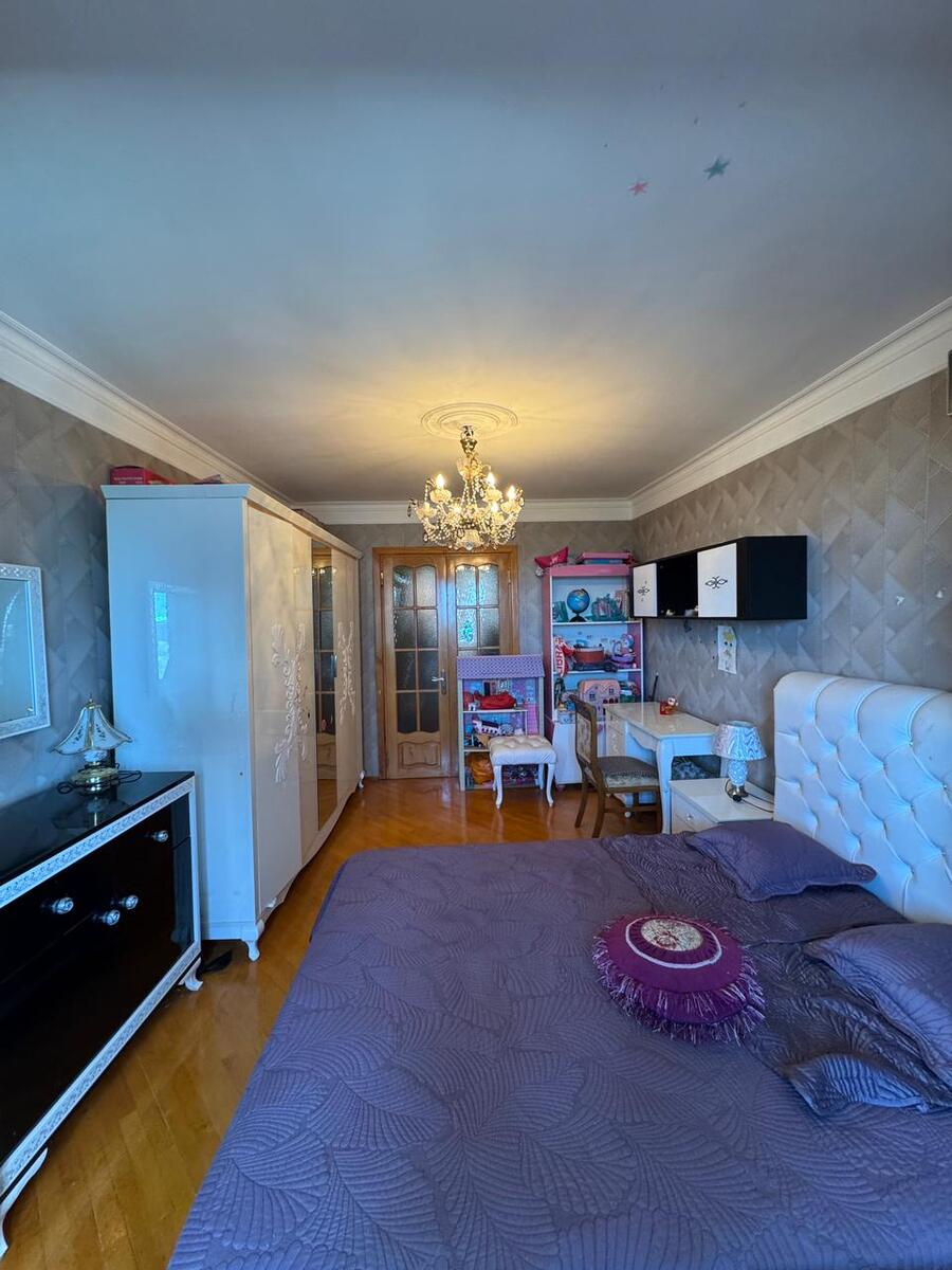 Satılır 3 otaqlı köhnə tikili 130 m² — Mənzil, Bakı (7)