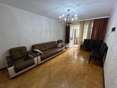 Satılır 3 otaqlı köhnə tikili 67 m² — Bakı