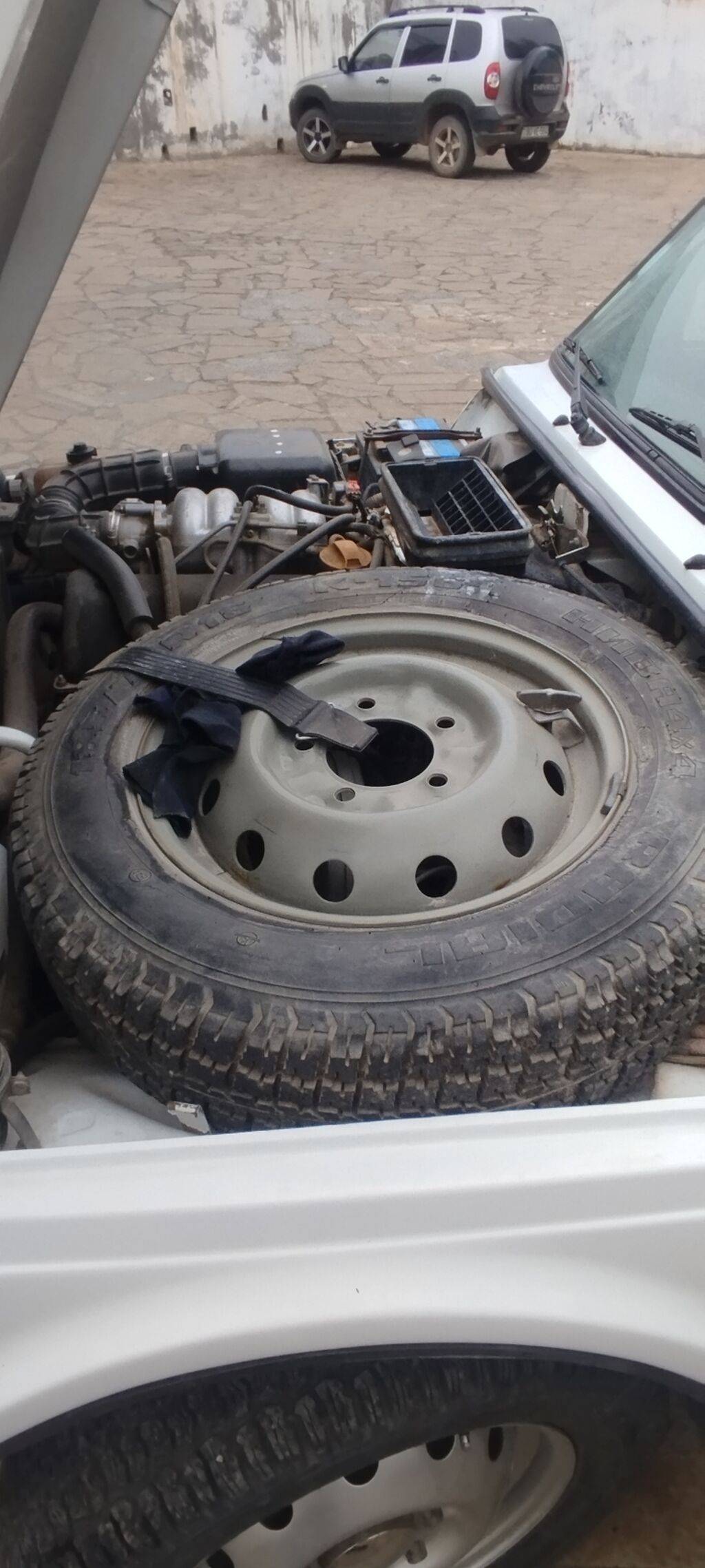 VAZ (Lada) 4x4 Niva: 1.7 l 2012 il 108000 km Ofrouder/SUV — Avto, Yardımlı (3)
