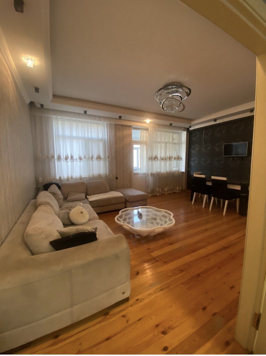 Satılır 4 otaqlı yeni tikili 140 m² — Mənzil, Bakı (2)