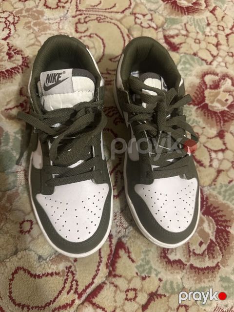 Krossovkalar, Nike, Ölçü: 34, Uniseks — Bakı
