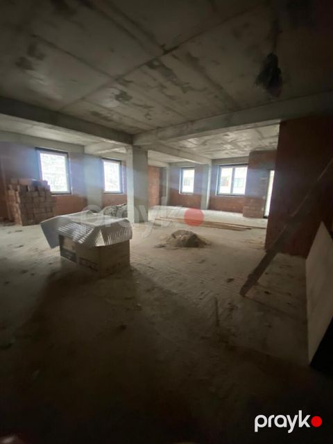 Satılır 4 otaqlı yeni tikili 135.7 m²