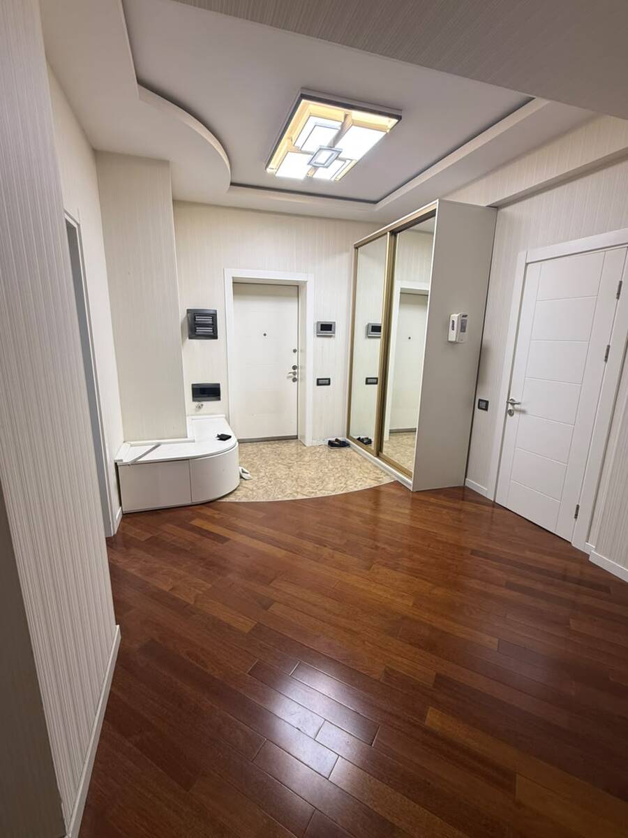 İcarəyə verilir 4 otaqlı yeni tikili 156 m² — Mənzil, Bakı (10)
