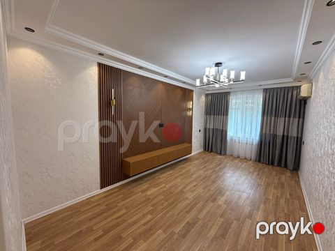 Satılır 4 otaqlı köhnə tikili 110 m²