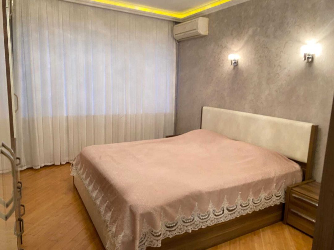 Satılır 3 otaqlı köhnə tikili 115 m² — Mənzil, Bakı (4)