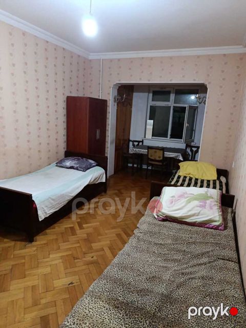 İcarəyə verilir 2 otaqlı köhnə tikili 78 m²