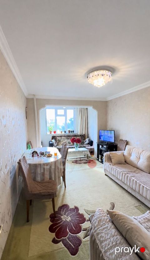 Satılır 2 otaqlı köhnə tikili 60 m²