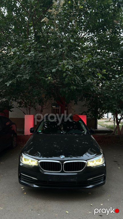 BMW 530, 3.0 L, 2019 il, 268 000 km