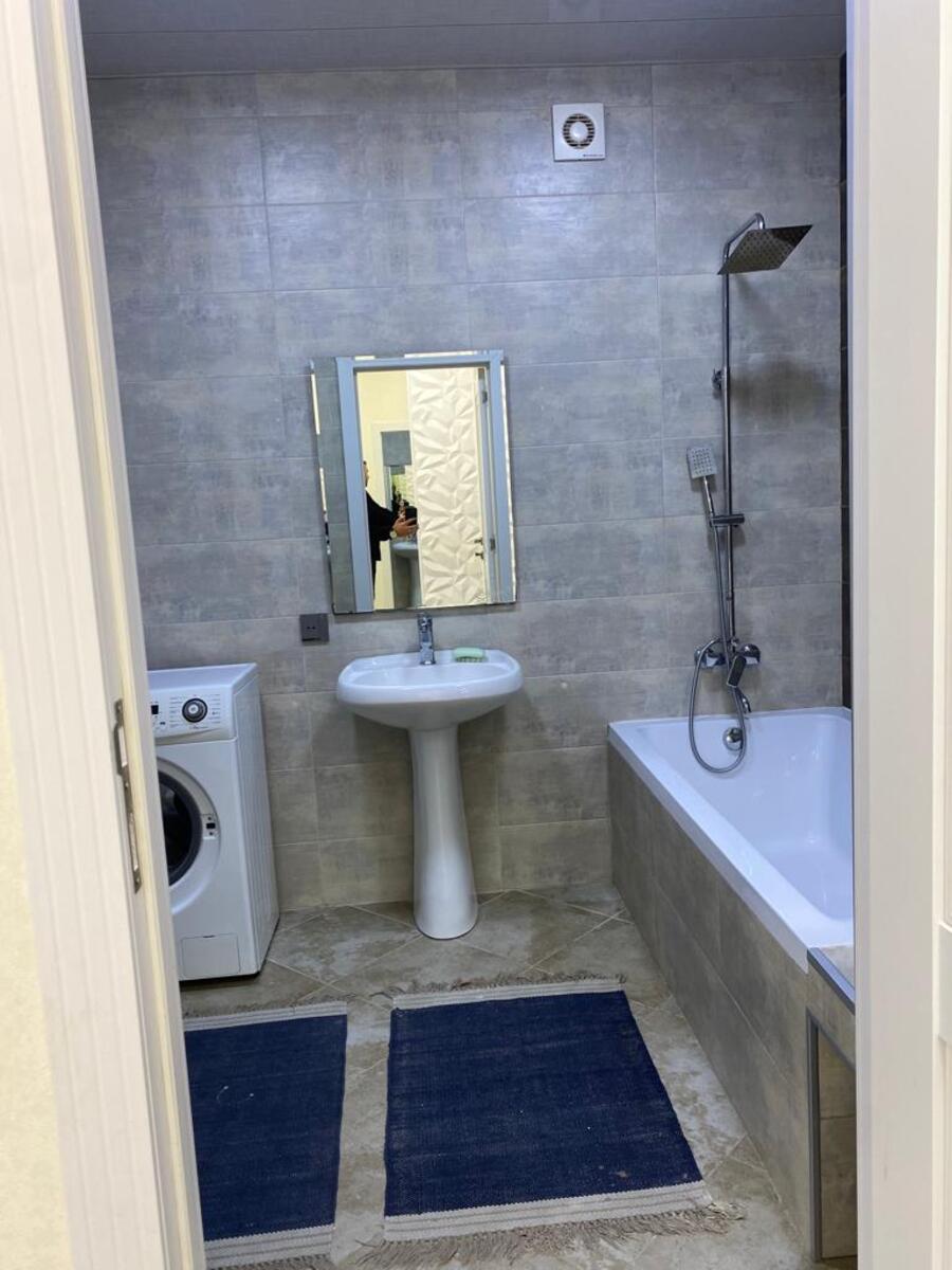 İcarəyə verilir 3 otaqlı yeni tikili 100 m² — Mənzil, Bakı (11)