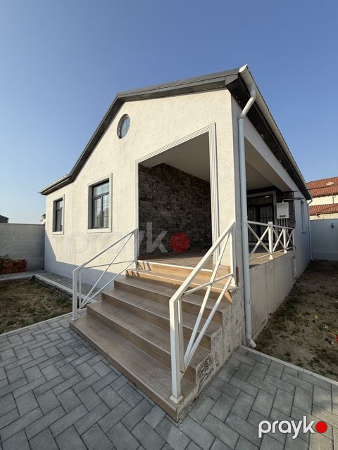 Satılır 4 otaqlı həyət evi/bağ evi 150 m²