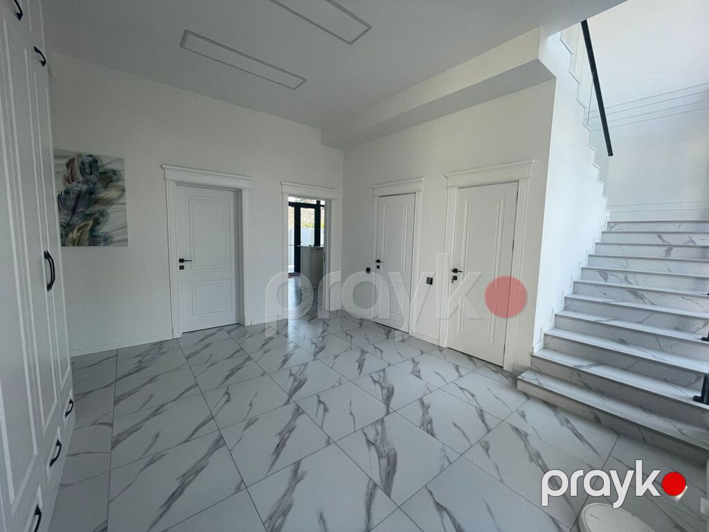 İcarəyə verilir 5 otaqlı həyət evi/bağ evi 250 m² — Ev, villa, Bakı (12)