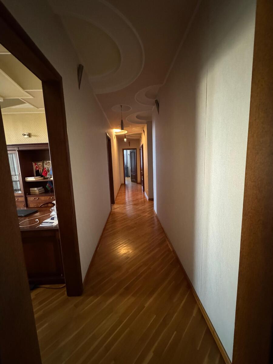 Satılır 5 otaqlı yeni tikili 245 m² — Mənzil, Bakı (10)