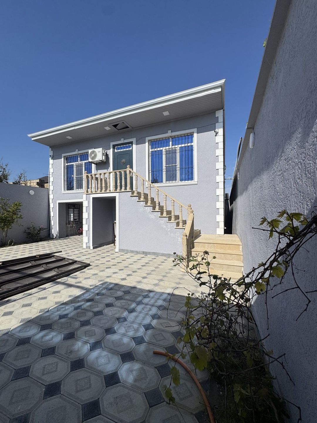 Satılır 4 otaqlı həyət evi/bağ evi 165 m² — Ev, villa, Bakı (2)