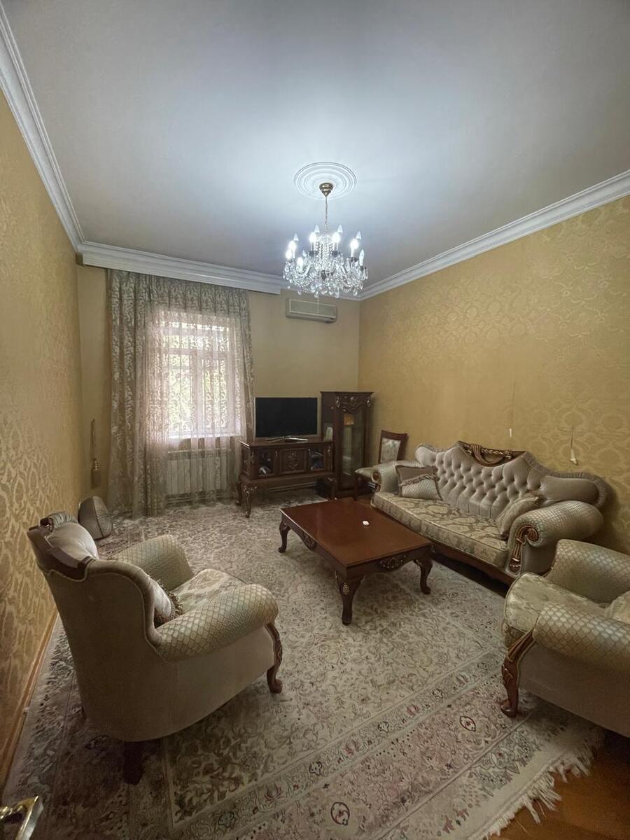 Satılır 3 otaqlı köhnə tikili 75 m² — Mənzil, Bakı