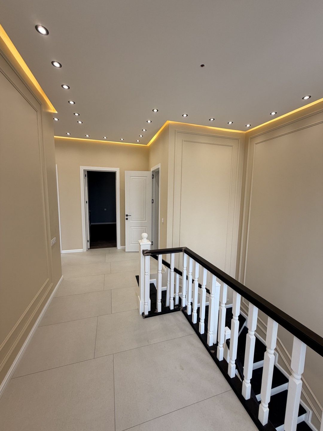 Satılır 5 otaqlı həyət evi/bağ evi 240 m² — Ev, villa, Bakı (9)