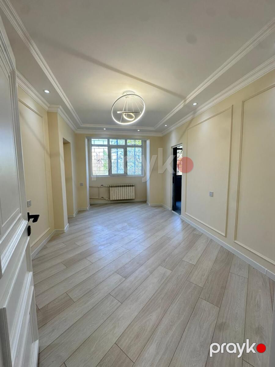 Satılır 4 otaqlı köhnə tikili 105 m² — Mənzil, Bakı (4)
