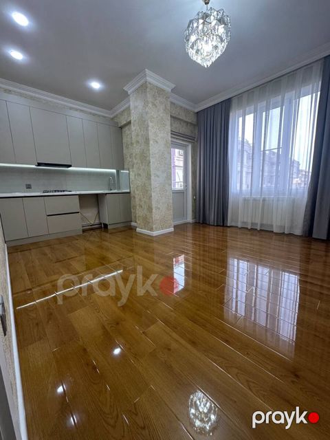 Satılır 3 otaqlı yeni tikili 100 m²