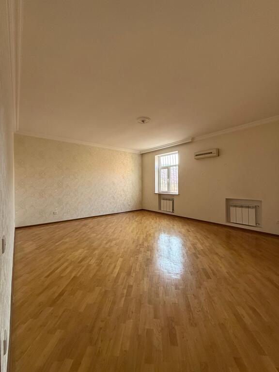 Satılır 6 otaqlı həyət evi/bağ evi 320 m² — Ev, villa, Bakı (7)