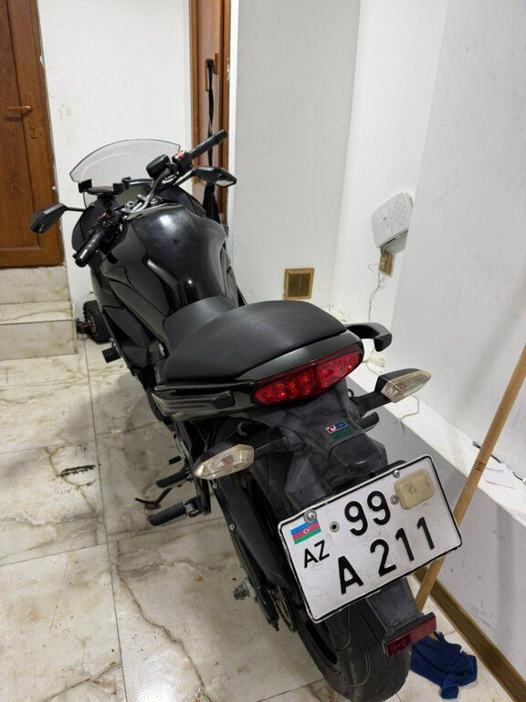 Kawasaki Ninja 400, 400 sm3, 2012 il, 15 000 km — Motosikletlər, Bakı (11)