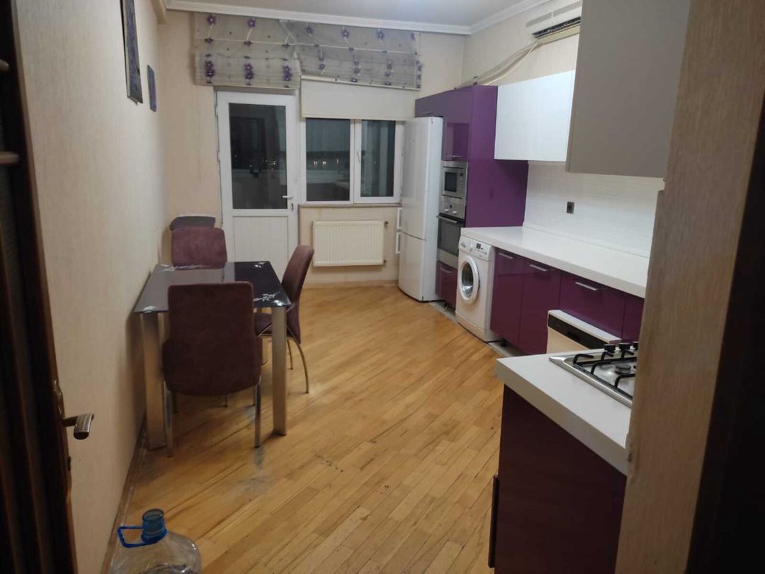 İcarəyə verilir 4 otaqlı yeni tikili 185 m² — Mənzil, Bakı (11)