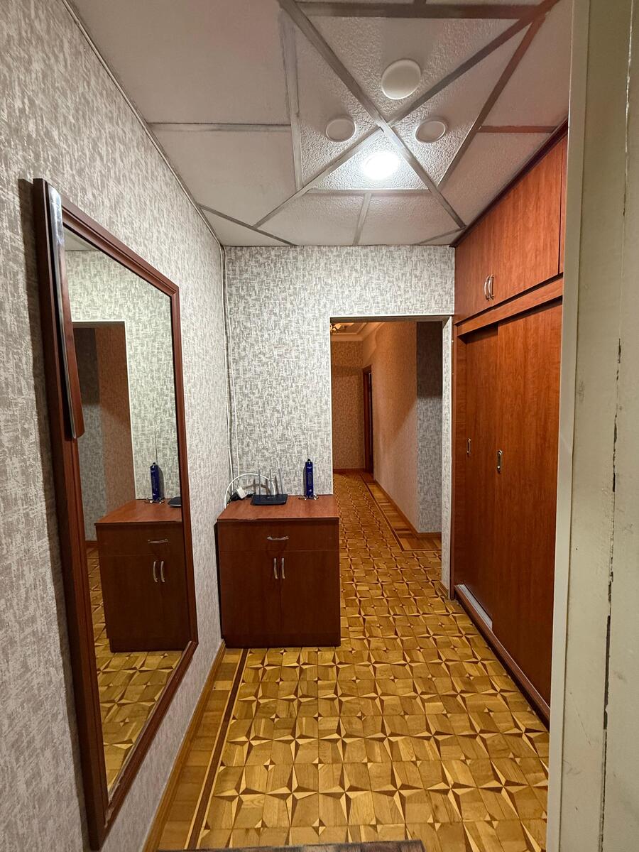 Satılır 5 otaqlı köhnə tikili 130 m² — Mənzil, Bakı (12)
