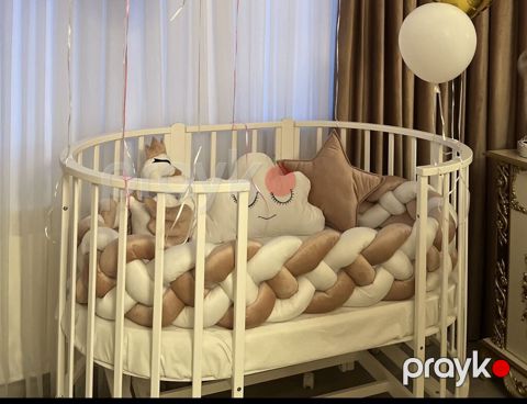 Oval formalı ağ uşaq beşiyi və aksesuar dəsti. - Material: möhkəm