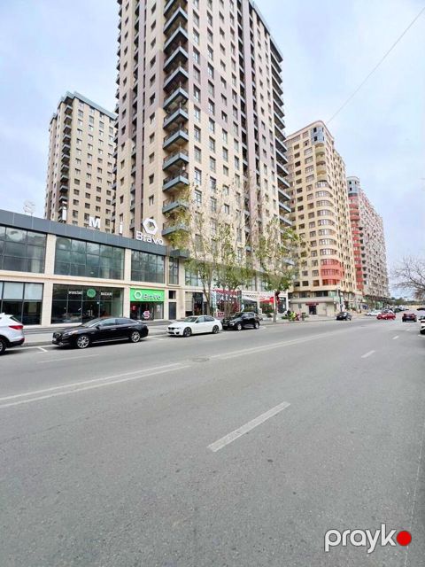 Satılır 4 otaqlı yeni tikili 192.8 m²