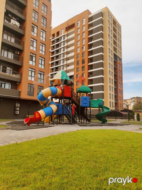 Satılır 3 otaqlı yeni tikili 115 m²