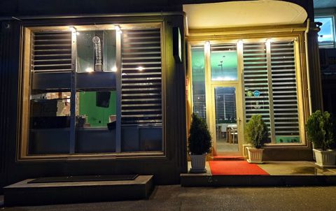 Satılır obyekt 93.6 m² — Bakı
