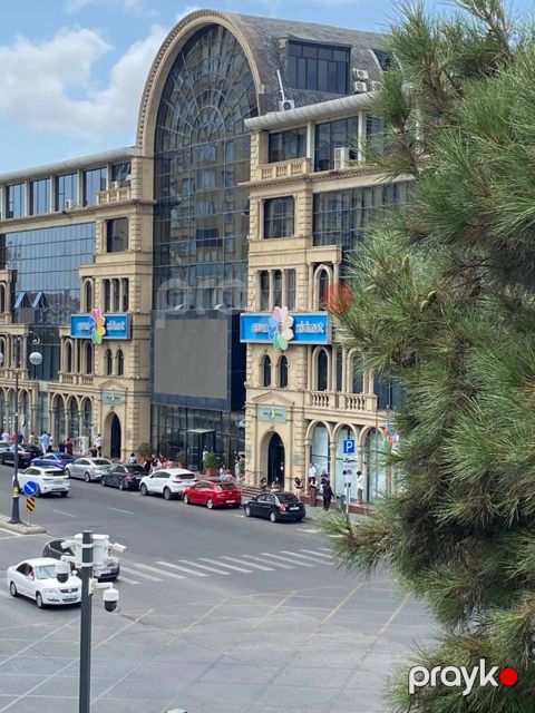 Satılır 3 otaqlı köhnə tikili 70 m²