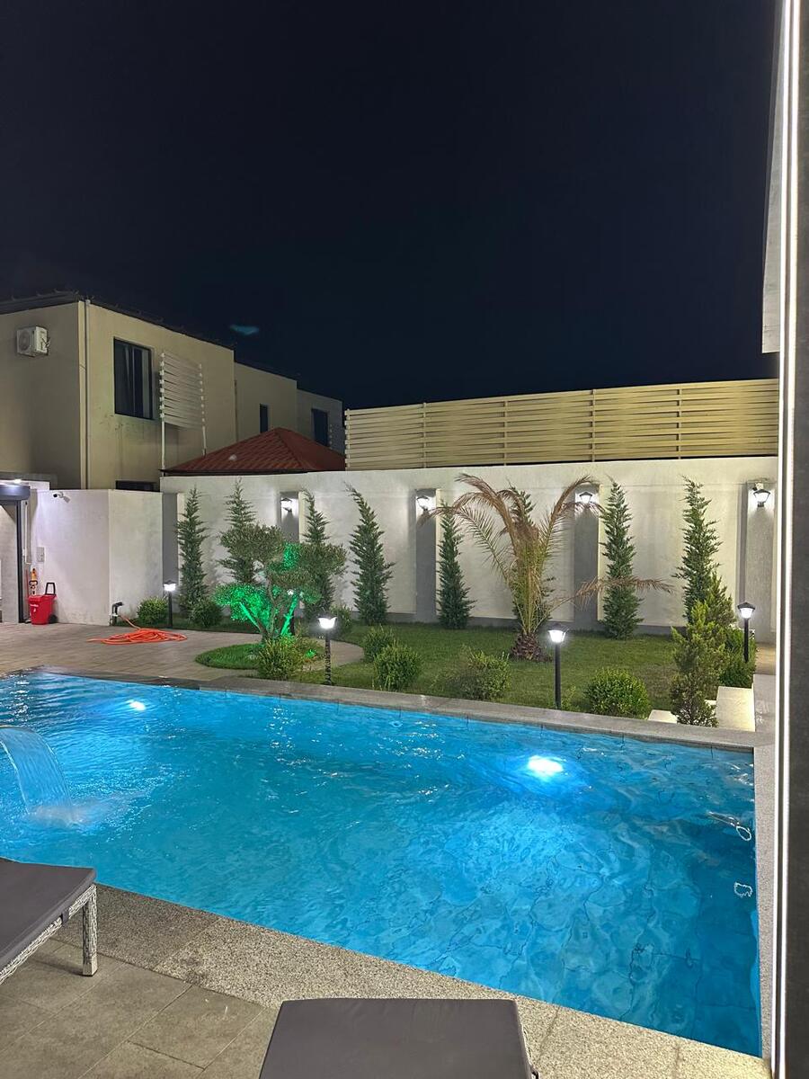Satılır 5 otaqlı həyət evi/bağ evi 240 m² — Ev, villa, Bakı (5)