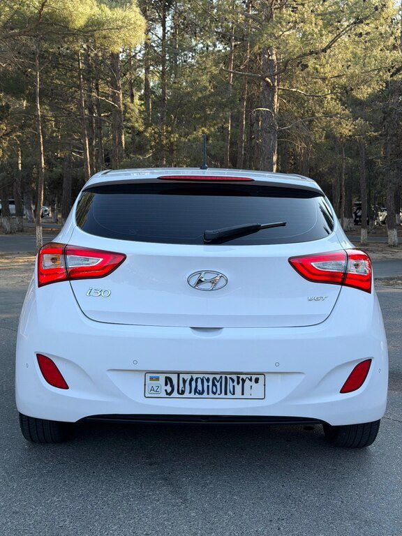 Hyundai i30, 1.6 L, 2015 il, 197 000 km — Avtomobillər, Sumqayıt (7)