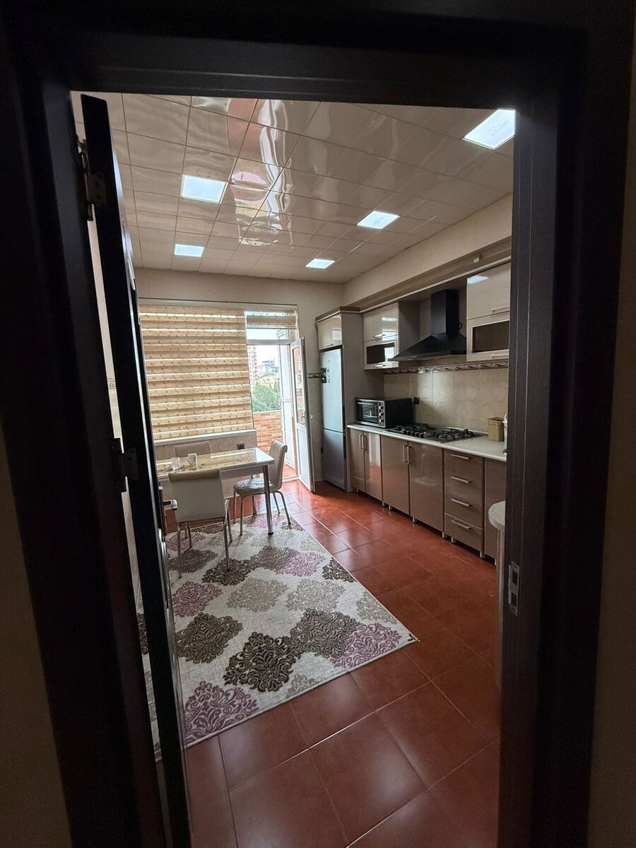 İcarəyə verilir 3 otaqlı yeni tikili 130 m² — Mənzil, Bakı (7)