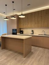 İcarəyə verilir 4 otaqlı yeni tikili 165 m² — Erkin — Apartment