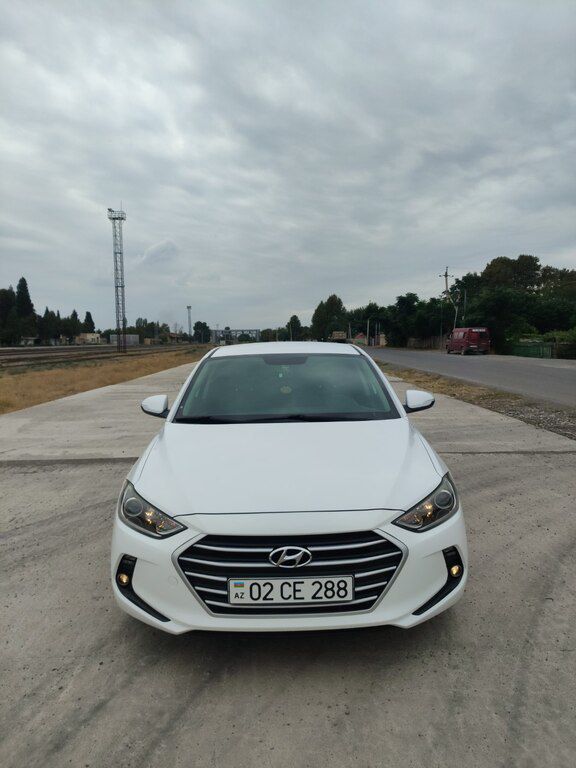 Hyundai Avante, 1.6 L, 2018 il, 202 495 km — Avtomobillər, Bakı (2)