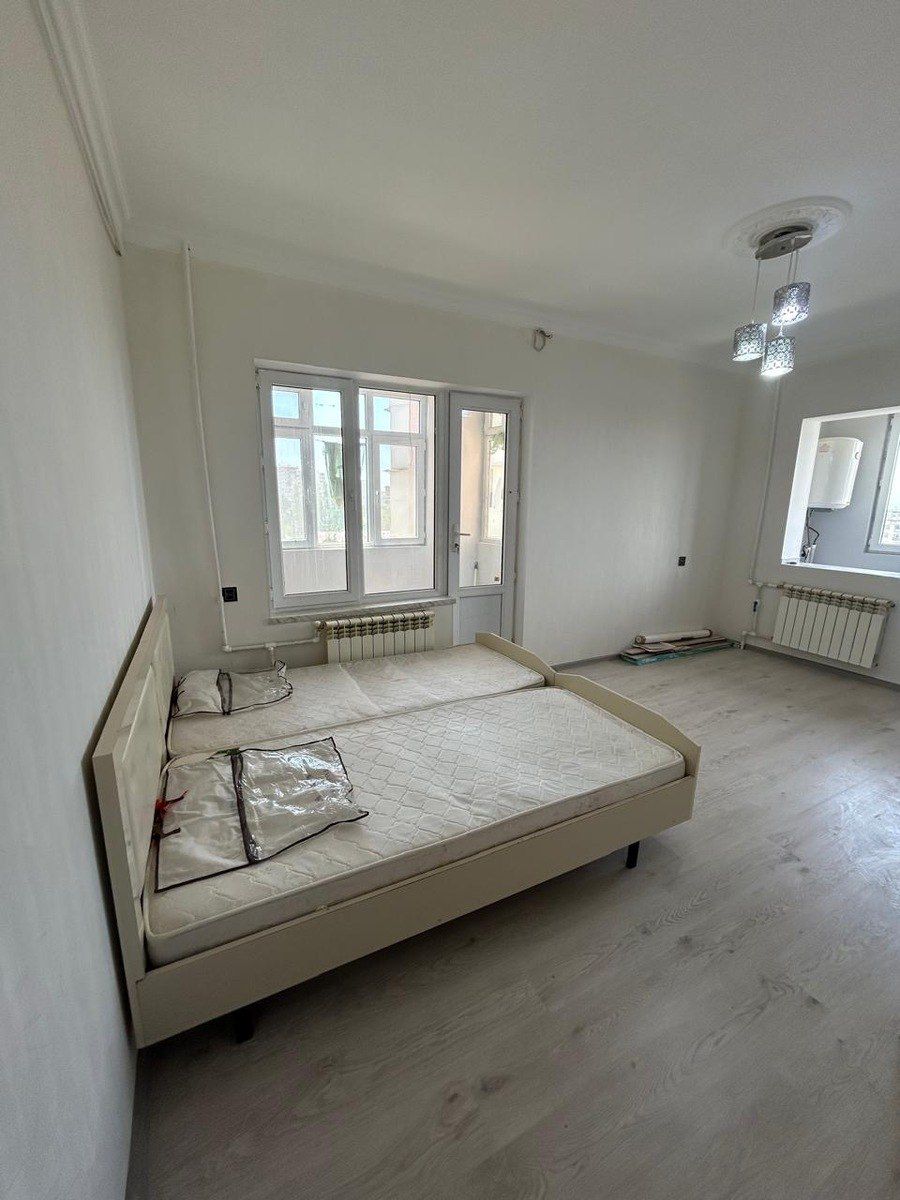 Satılır 2 otaqlı köhnə tikili 42 m² — Mənzil, Bakı (3)