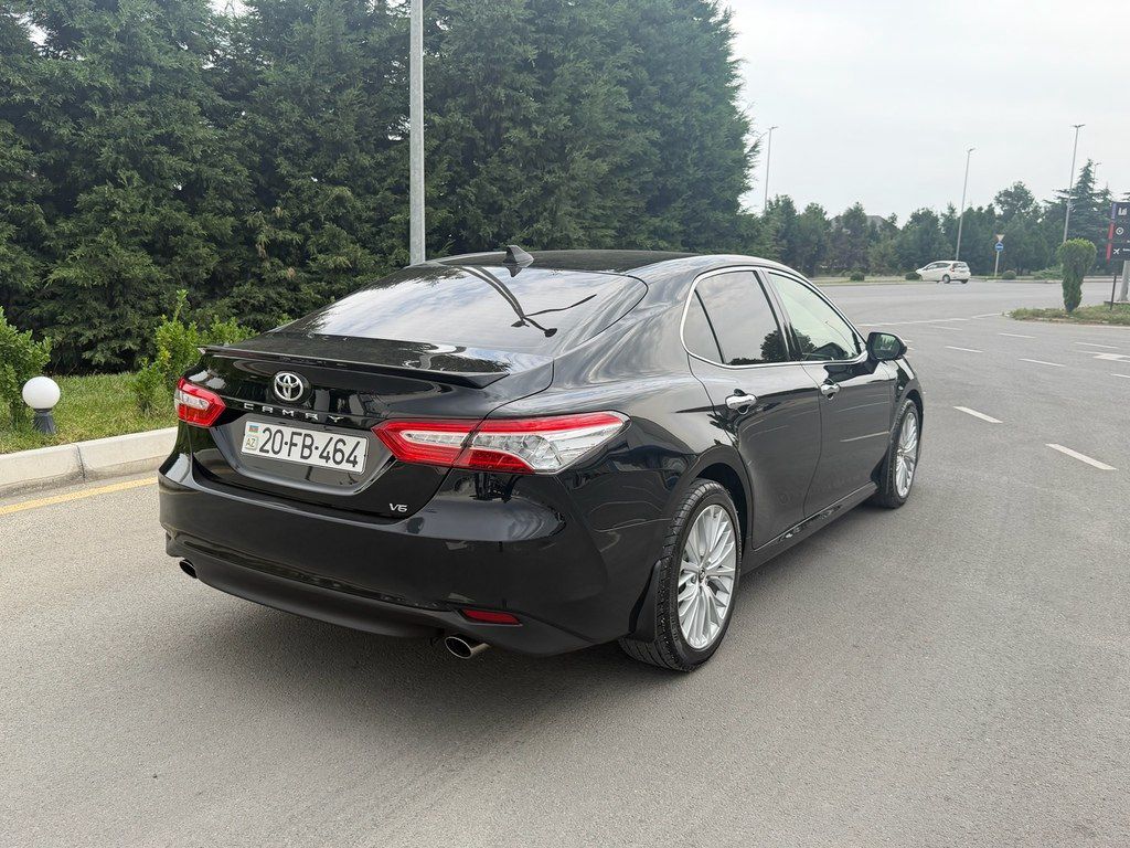 Toyota Camry, 3.5 L, 2018 il, 113 200 km — Avtomobillər, Gəncə (7)