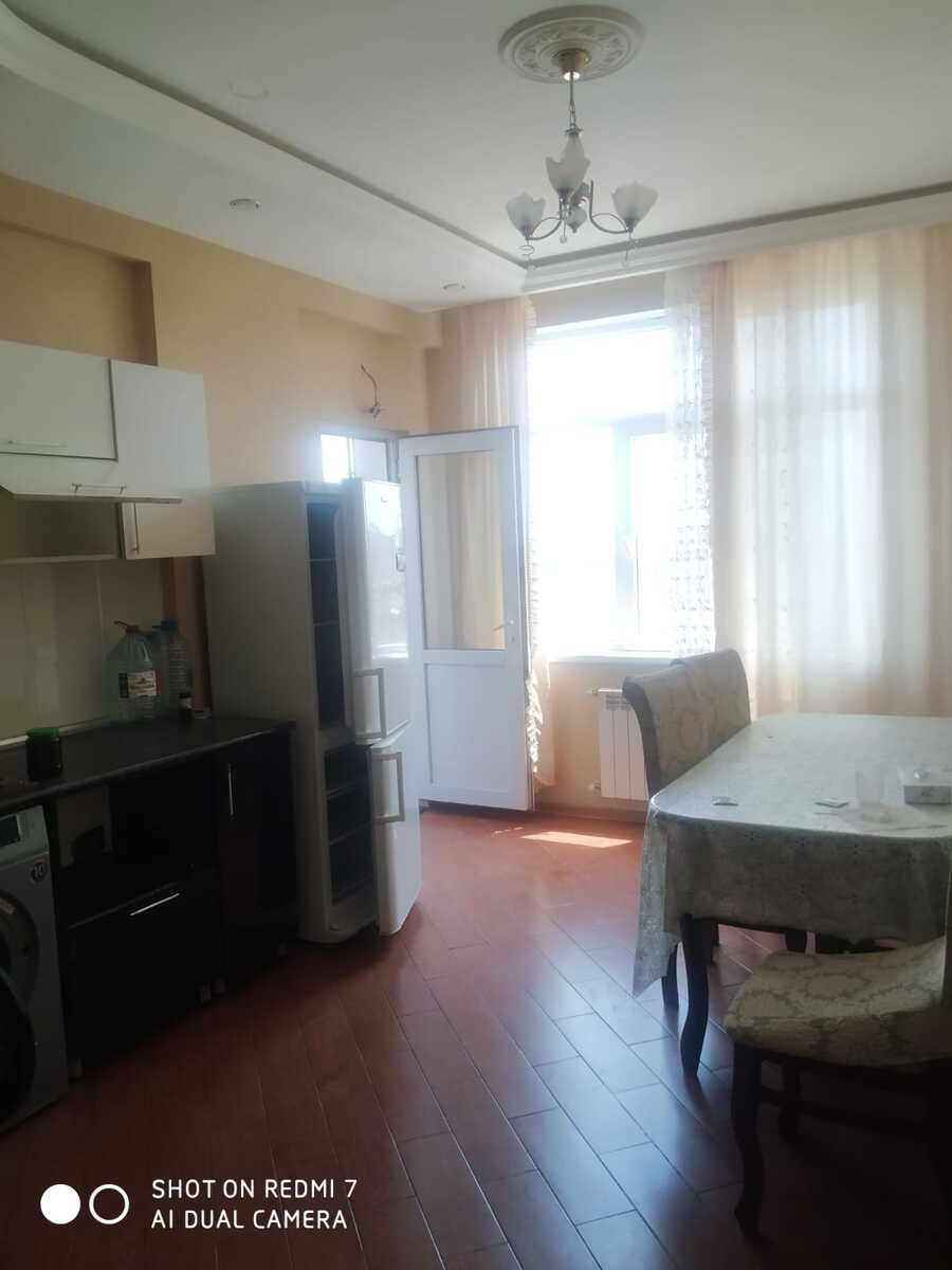 İcarəyə verilir 3 otaqlı yeni tikili 120 m² — Mənzil, Bakı (7)
