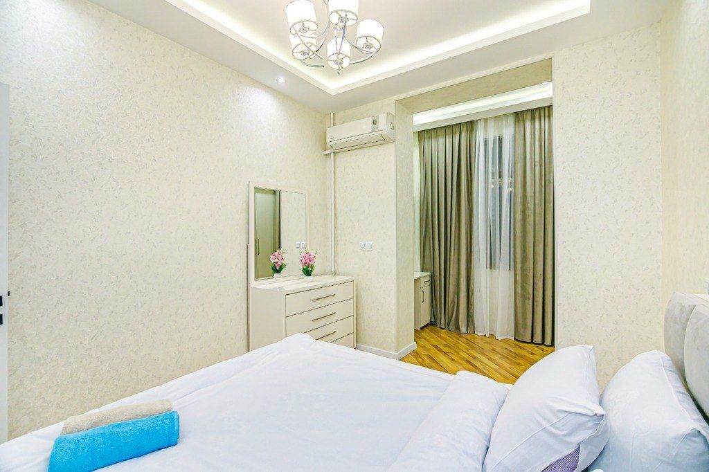 İcarəyə verilir 3 otaqlı köhnə tikili 101 m² — Mənzil, Bakı (7)