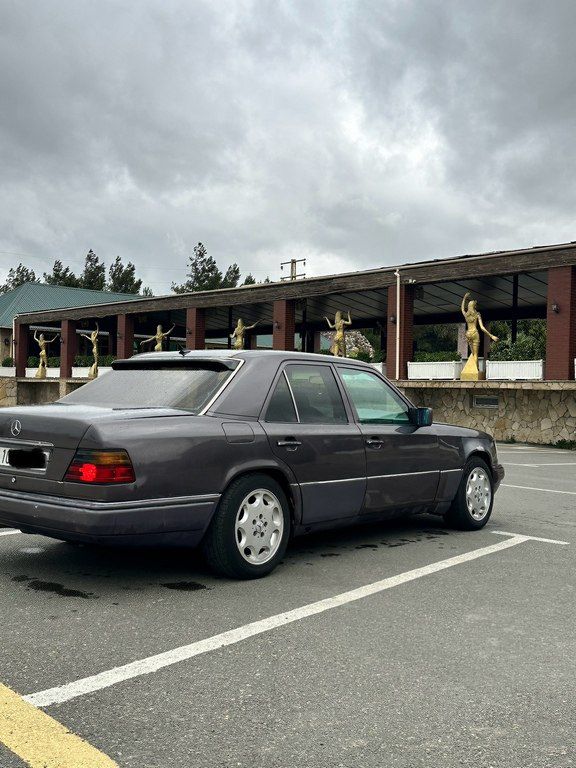 Mercedes 220 E, 2.2 L, 1992 il, 555 000 km — Avtomobillər, Bakı (6)