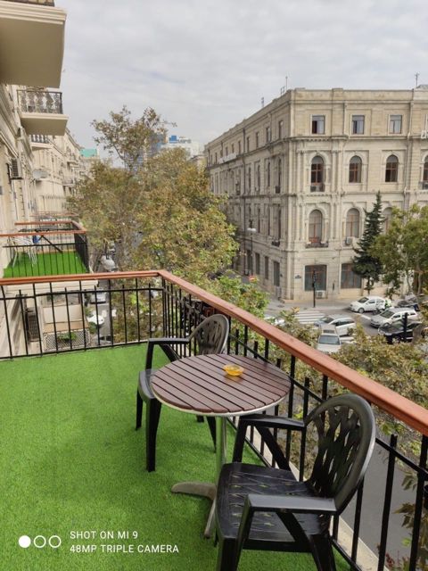 İcarəyə verilir 3 otaqlı yeni tikili 100 m² — Bakı