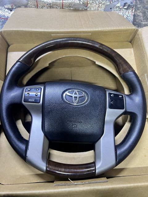 Toyota Prado sükanı — Bakı