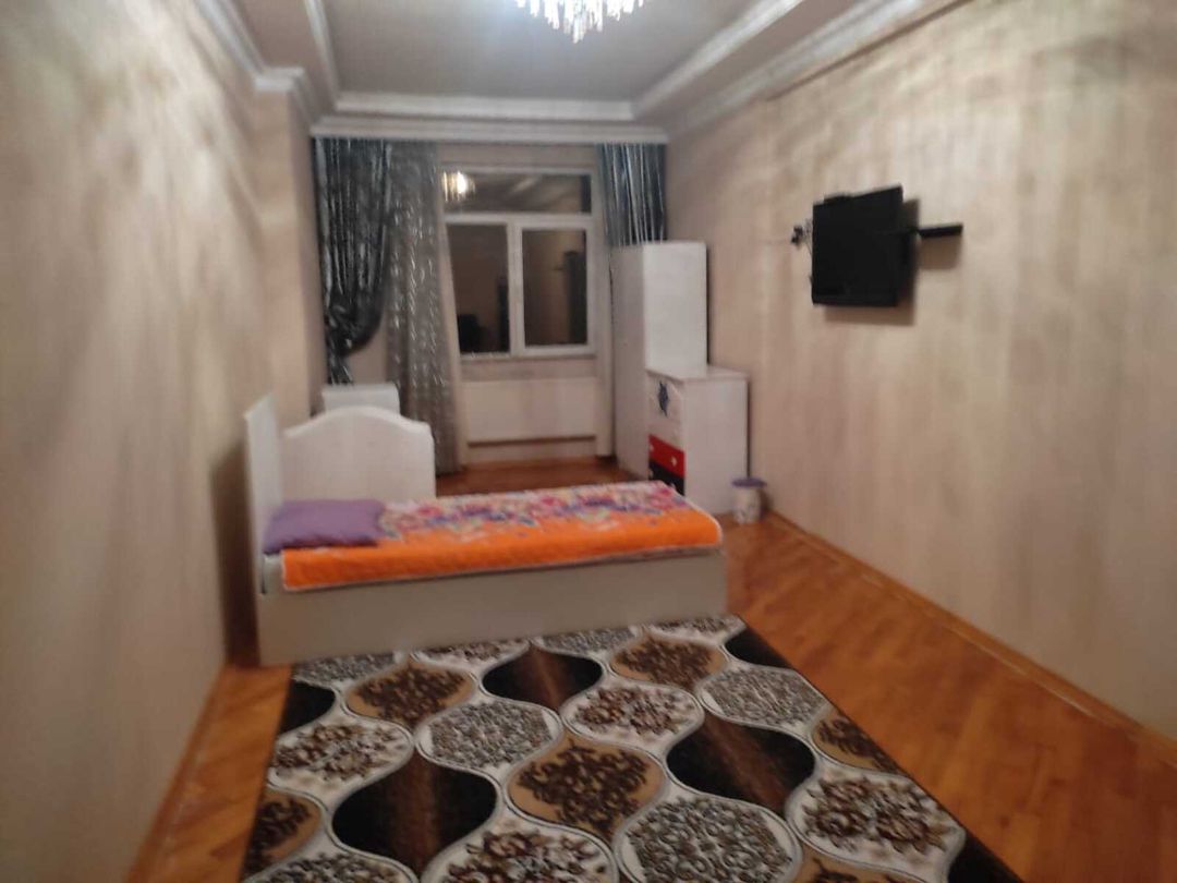 İcarəyə verilir 4 otaqlı yeni tikili 185 m² — Mənzil, Bakı (8)