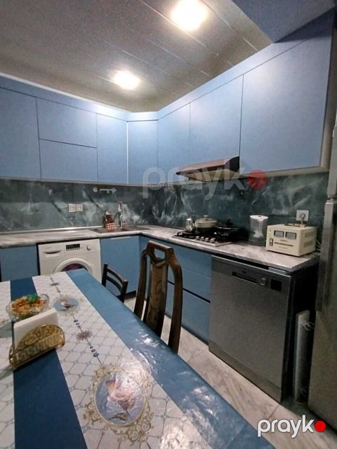Satılır 3 otaqlı köhnə tikili 85 m²
