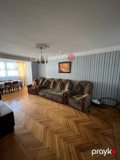 İcarəyə verilir 3 otaqlı köhnə tikili 80 m²