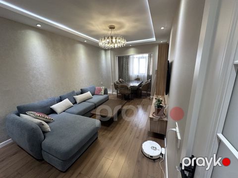 Satılır 2 otaqlı köhnə tikili 63 m²
