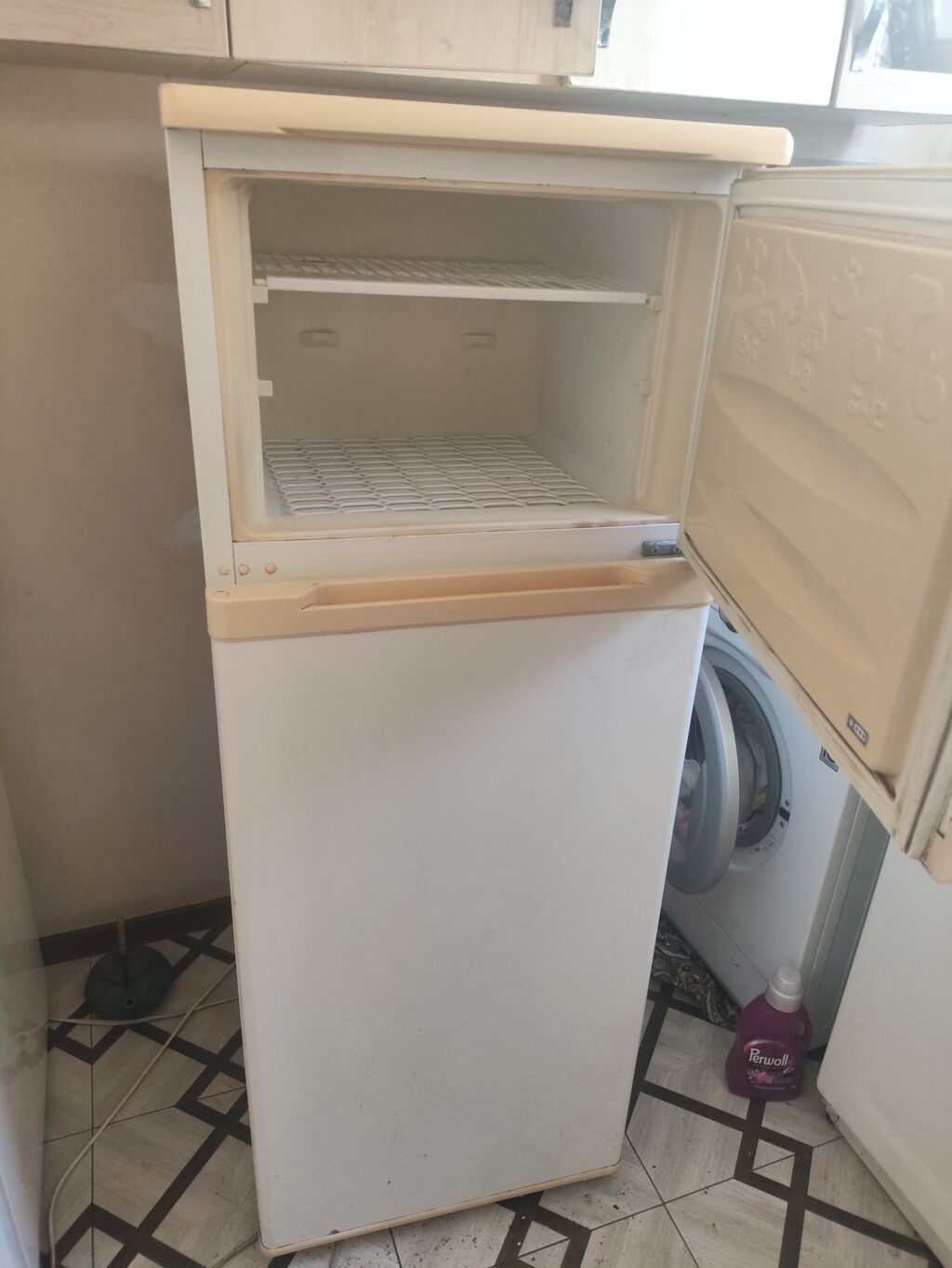 Beko ikiqapılı soyuducu - Brend/model: Beko, yuxarıda dondurucu — Soyuducular, Bakı (2)
